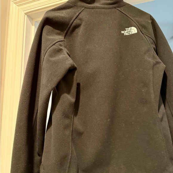 The North Face Black Full-Zip Jacket - Picture 2 of 3